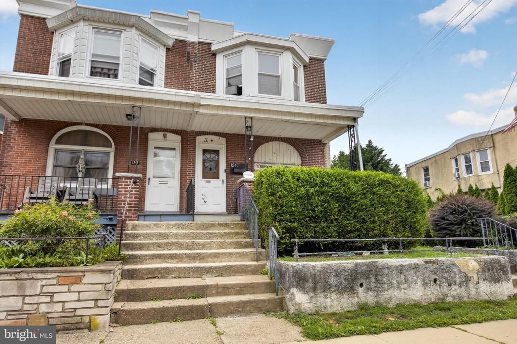 1245 E 11TH STREET , CRUM LYNNE, PA 19022