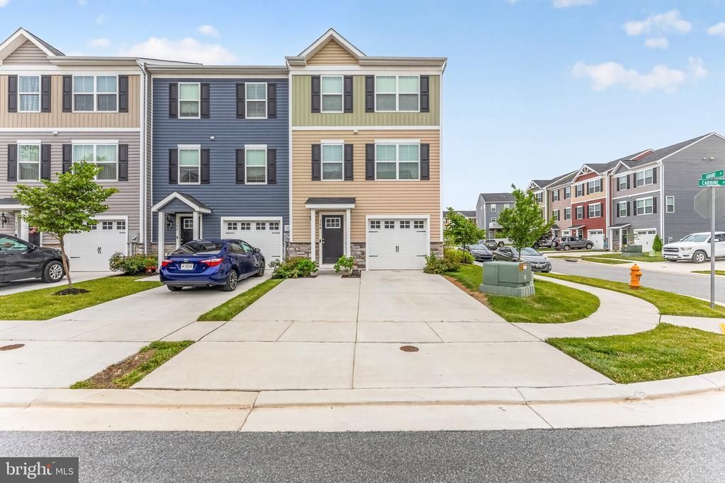 300 CARBINE STREET , TANEYTOWN, MD 21787