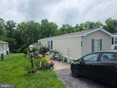 134 PRIMROSE LANE, HOWARD, PA 16841