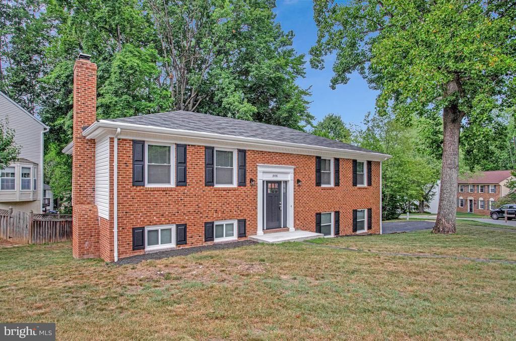 3998 HIDDEN VALLEY COURT, DUMFRIES, VA 22025