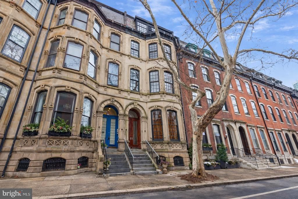 2106 Spruce Street, Philadelphia, PA 19103 Main Photo