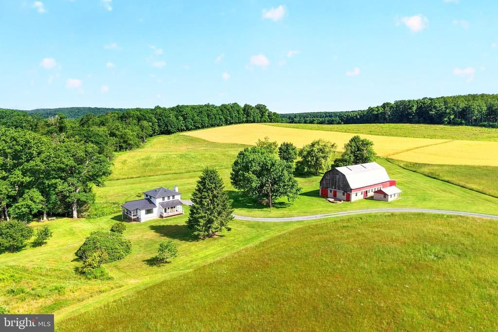 826 G SWAUGER ROAD, OAKLAND, MD 21550