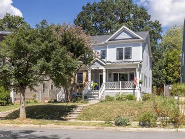 4905 N 16TH ROAD N, ARLINGTON, VA 22207