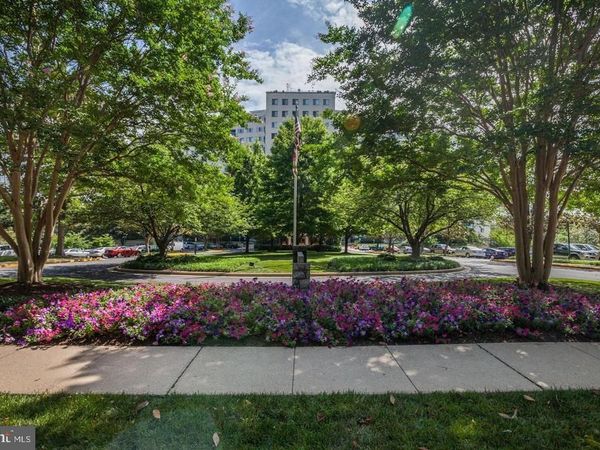 10201 GROSVENOR PLACE , Unit 1222, ROCKVILLE, MD 20852