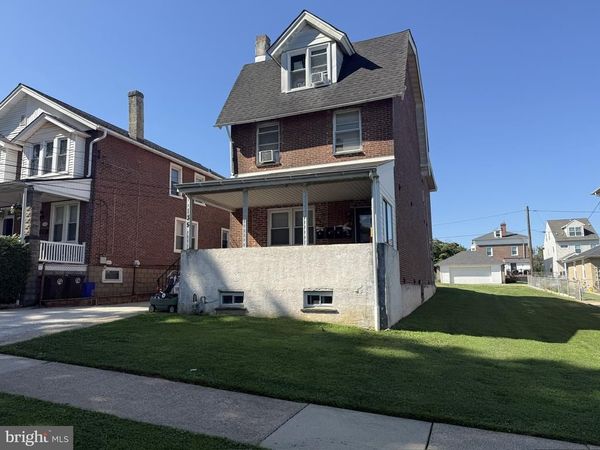 135 W TENTH AVENUE, Unit 1, CONSHOHOCKEN, PA 19428