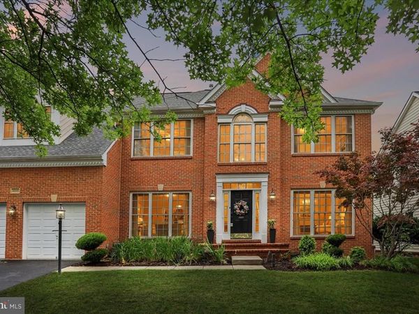 42855 CHATELAIN CIRCLE, BRAMBLETON, VA 20148