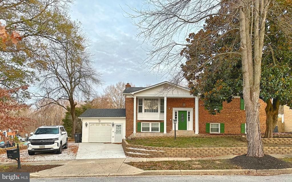 10800 KNOLL COURT , UPPER MARLBORO, MD 20772