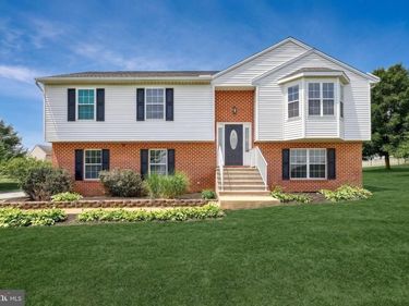 950 TRINITY ROAD, FELTON, PA 17322