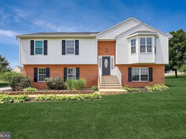 950 TRINITY ROAD, FELTON, PA 17322