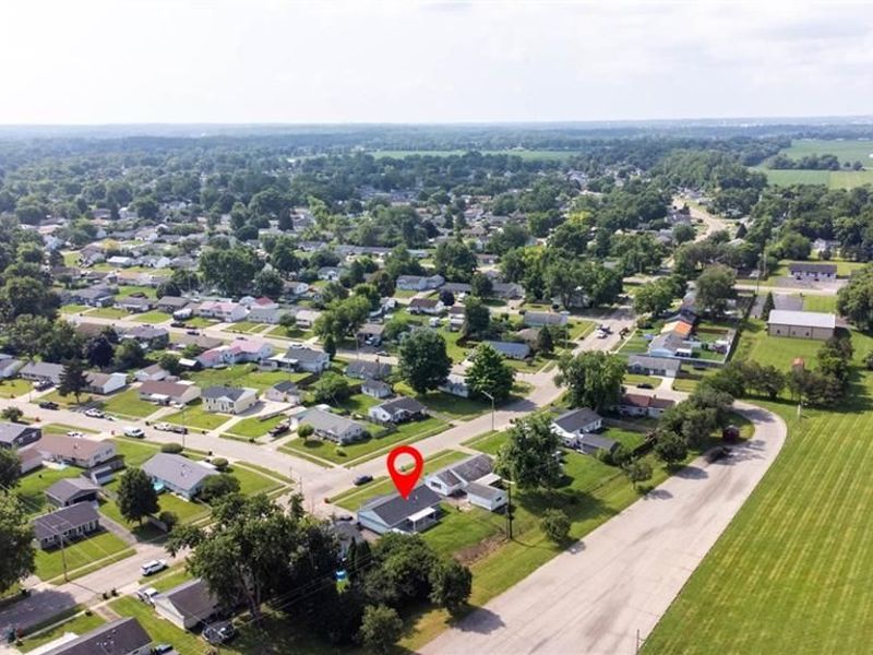803 Weinland Drive, Park Layne, OH 45344 Photo 11