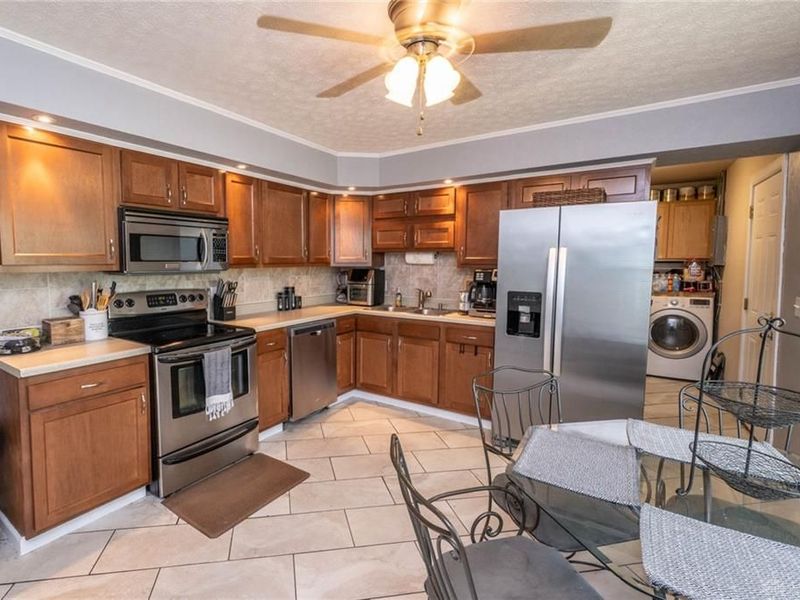 803 Weinland Drive, Park Layne, OH 45344 Photo 20