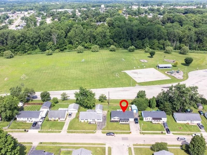 803 Weinland Drive, Park Layne, OH 45344 Photo 5