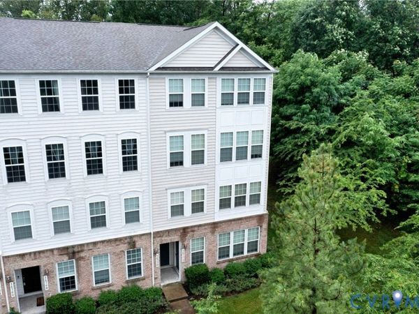 14772 Malloy Court , Woodbridge, VA 22191