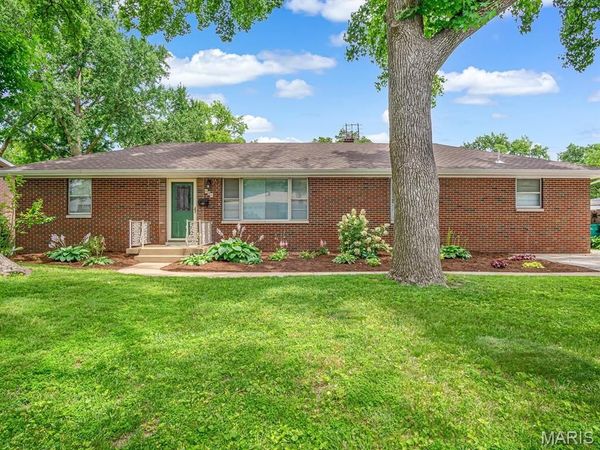 608 S Augusta Street , O'Fallon, IL 62269