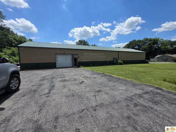1245 Tompkinsville Road , Glasgow, KY 42141