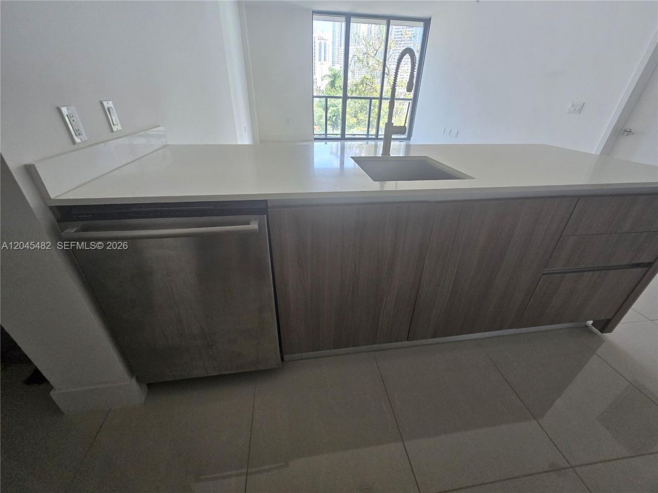 201 SW 17th Rd, Unit 611, Miami, FL 33129 Photo