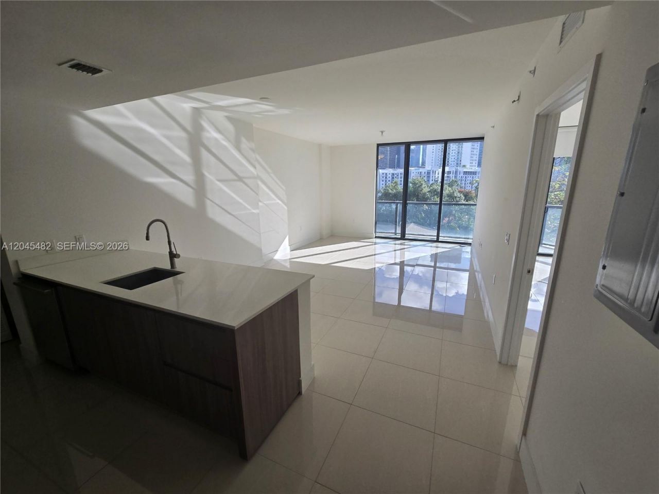 201 SW 17th Rd, Unit 611, Miami, FL 33129 Photo