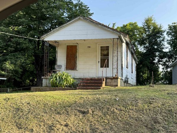 748 KING RD, Memphis, TN 38109