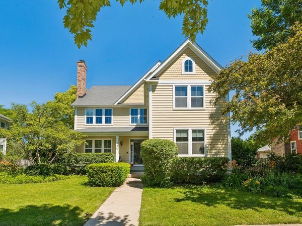 152 Ranney Avenue , Vernon Hills, IL 60061