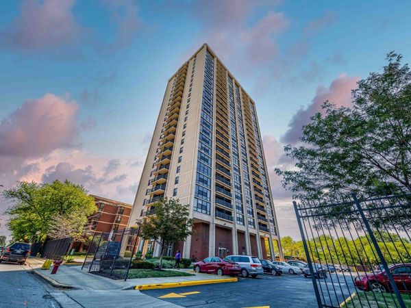3001 S MICHIGAN Avenue , Unit 2202, Chicago, IL 60616