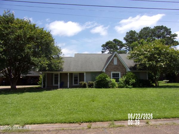 159 E Swoope Drive, Columbus, MS 39702