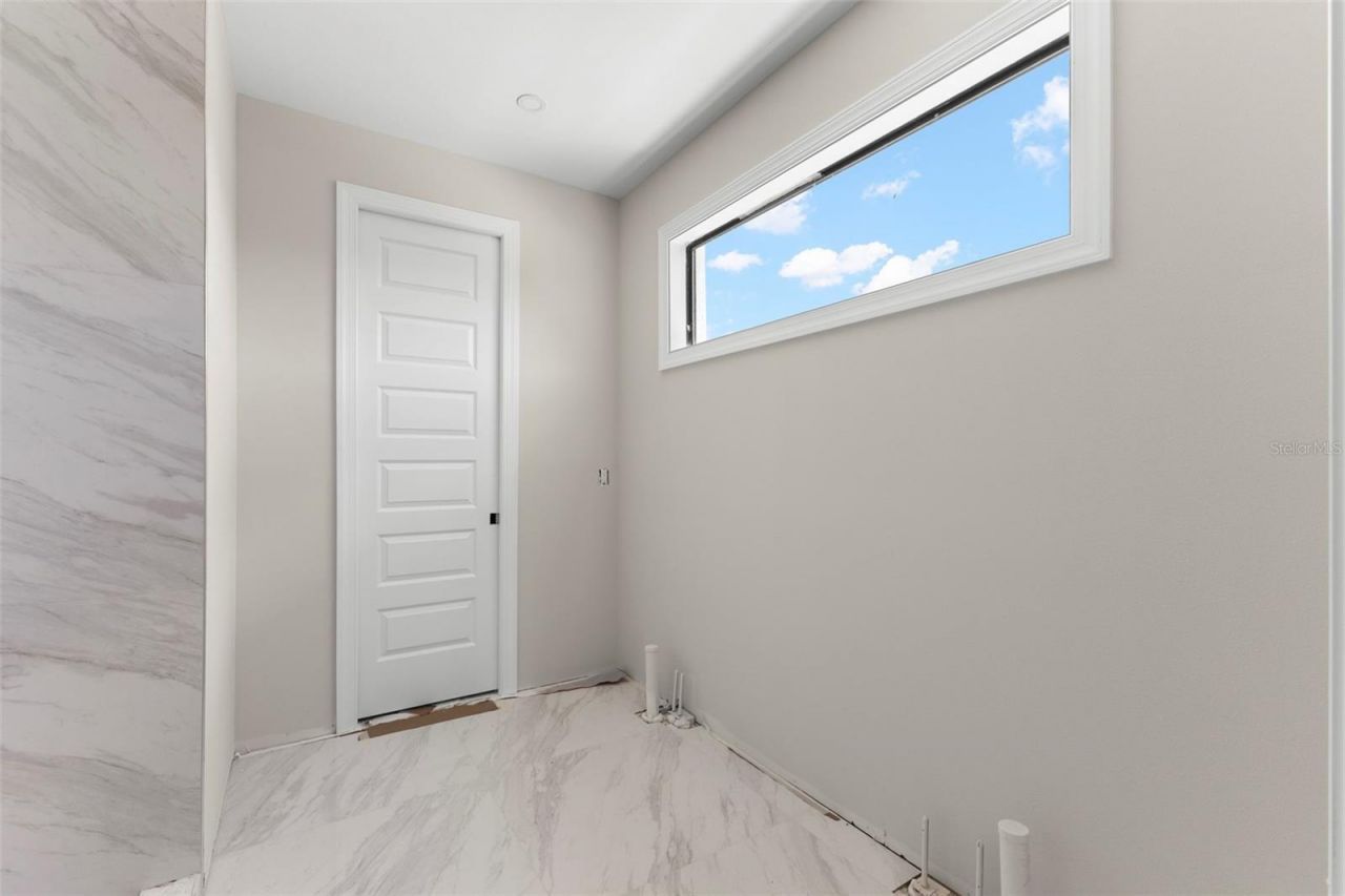 368 14th Street N, Saint Petersburg, FL 33705 Photo