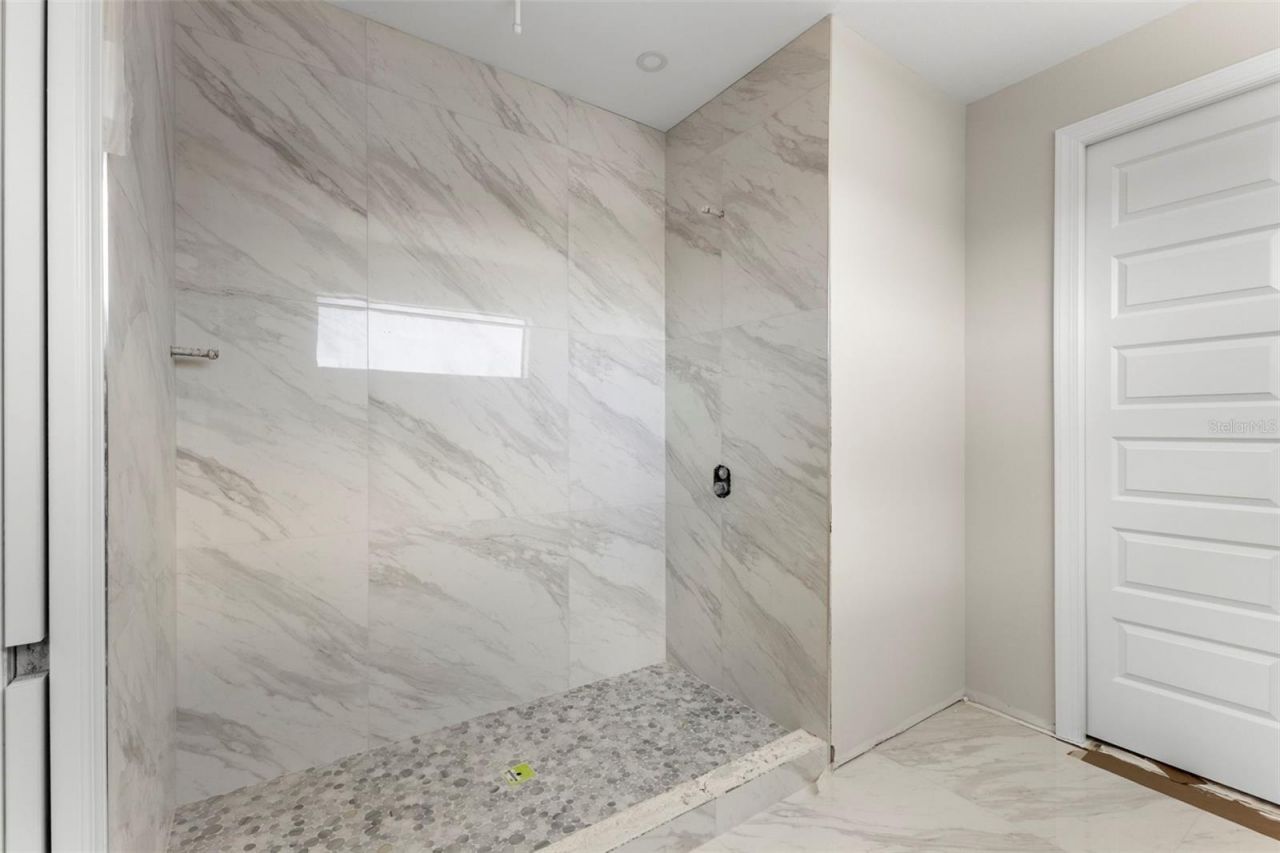 368 14th Street N, Saint Petersburg, FL 33705 Photo