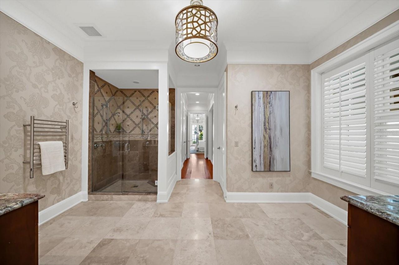 500 Gulf Boulevard, Belleair Shores, FL 33786 Photo
