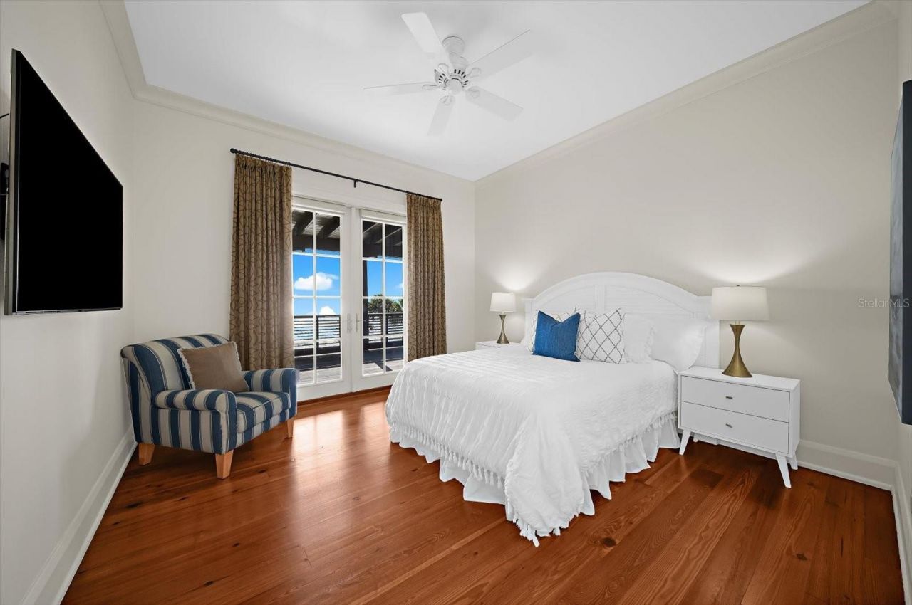 500 Gulf Boulevard, Belleair Shores, FL 33786 Photo