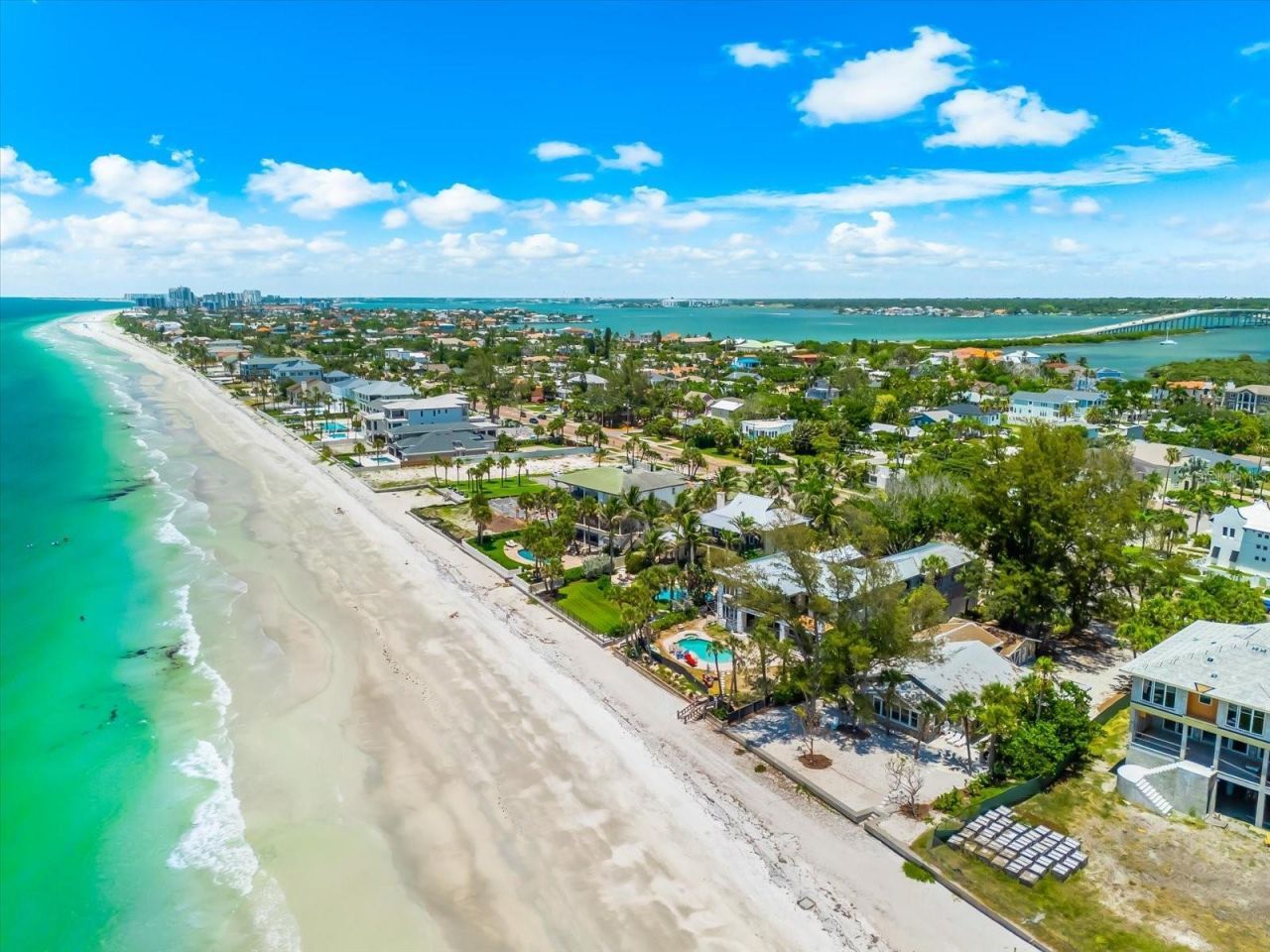 500 Gulf Boulevard, Belleair Shores, FL 33786 Photo