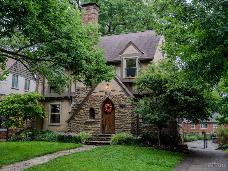 6182 Tulane Road, Cincinnati, OH 45212 Photo 2