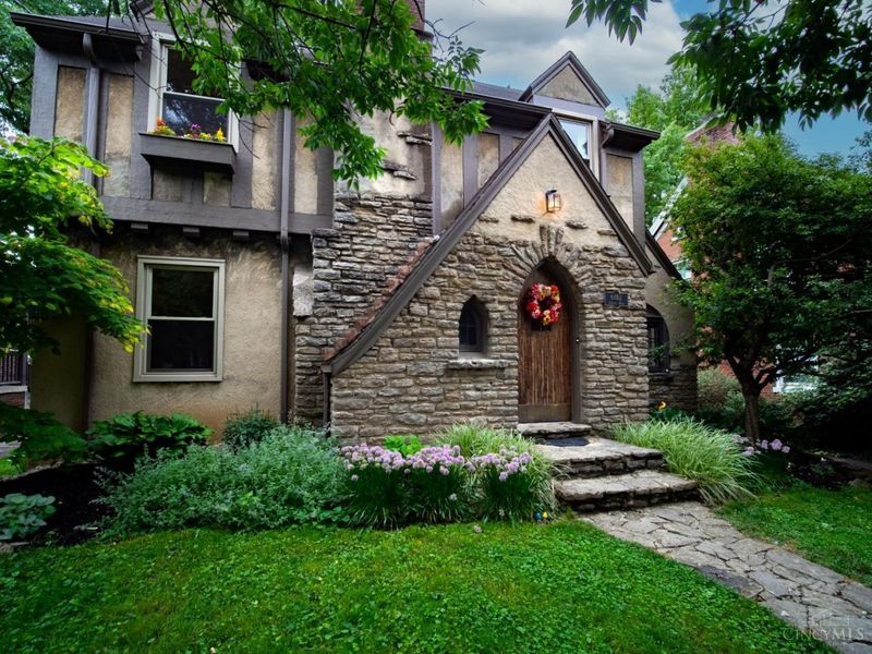 6182 Tulane Road, Cincinnati, OH 45212 Photo 4