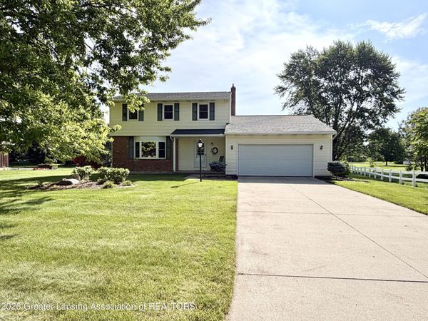 12758 E Greenfield Road, Grand Ledge, MI 48837