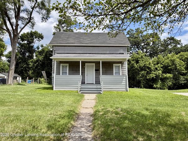 535 S Fairview Avenue, Lansing, MI 48912