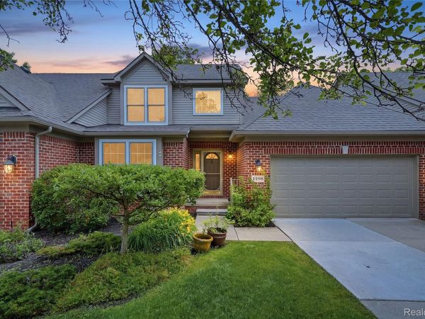 1195 Wind Chime Drive, Waterford Township, Mi 48327
