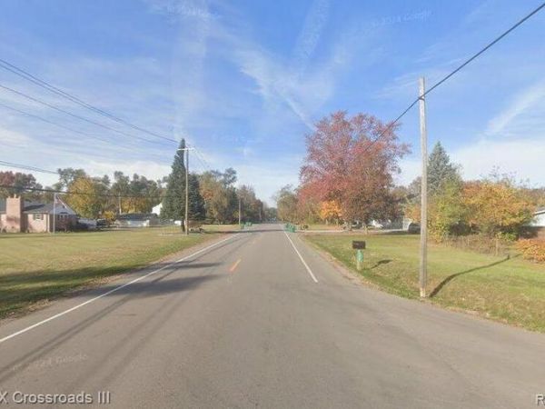 0000 Grover , Romulus, MI 48174