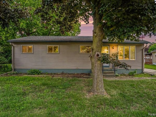 821 Isham Street, Owosso, MI 48867