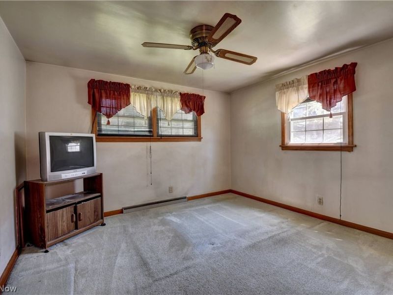 2933 Coventry Boulevard NE, Canton, OH 44705 Photo 20