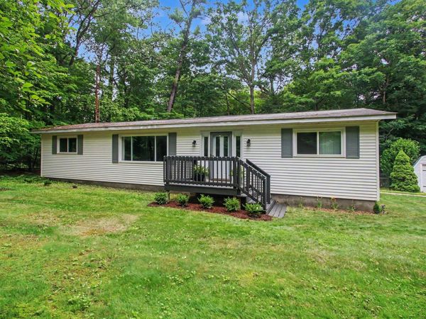 850 W Michillinda Road, Muskegon, MI 49445