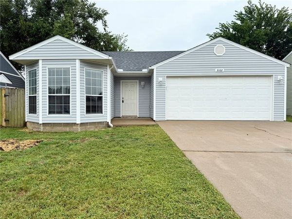 3102 NE 12 Street , Bentonville, AR 72712