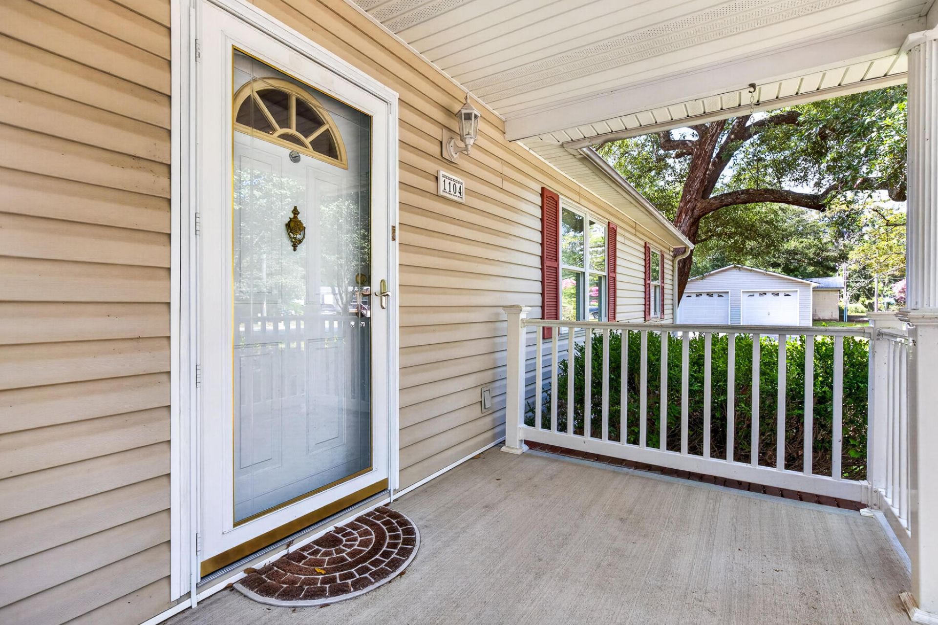 1104 Longpoint Road Photo 11