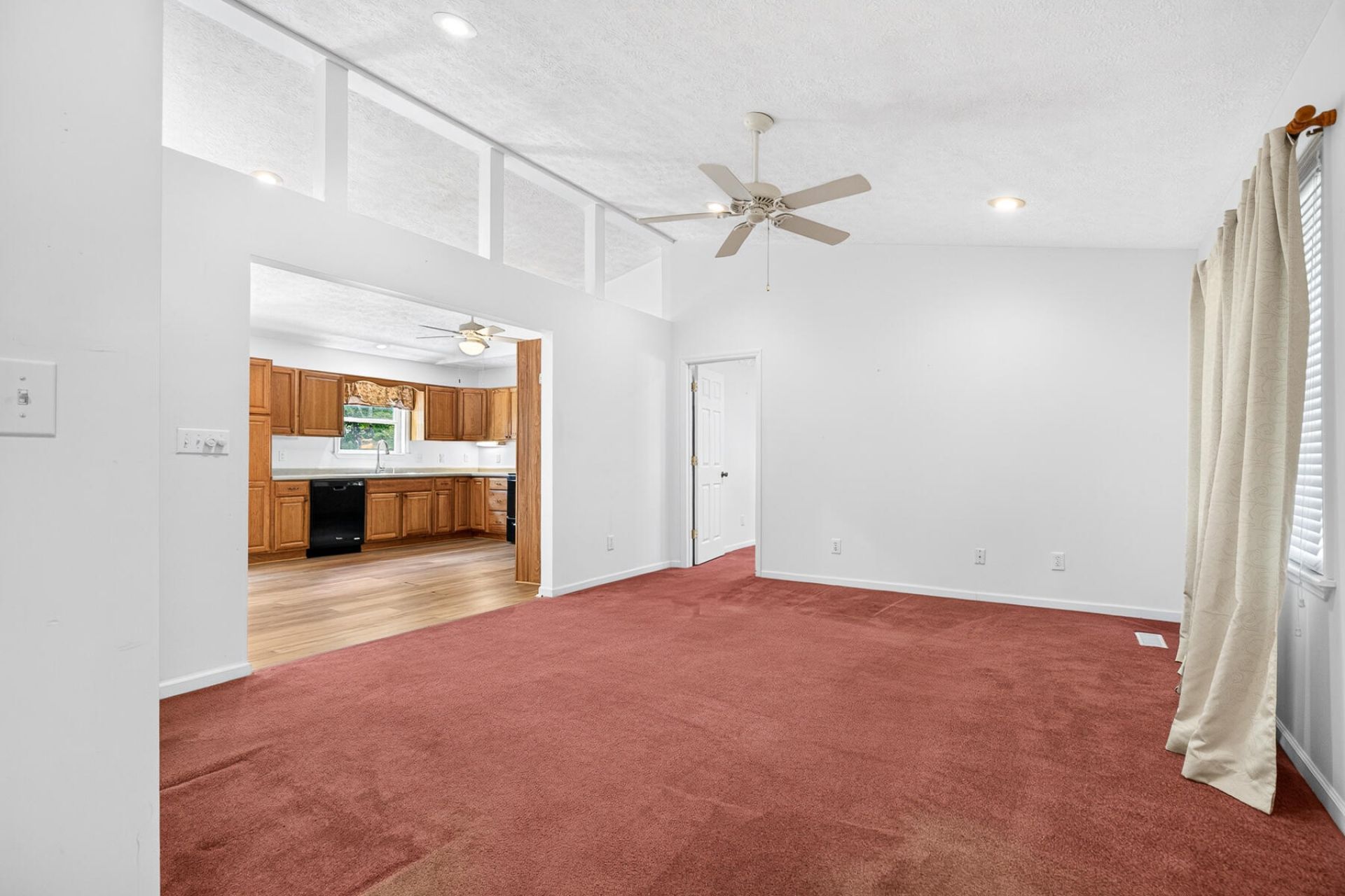 1104 Longpoint Road Photo 20