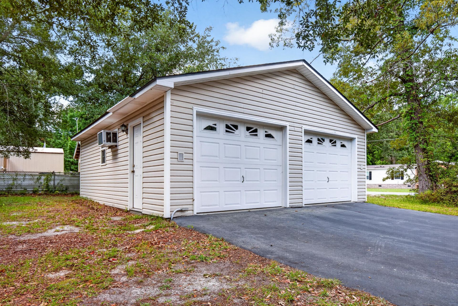 1104 Longpoint Road Photo 74