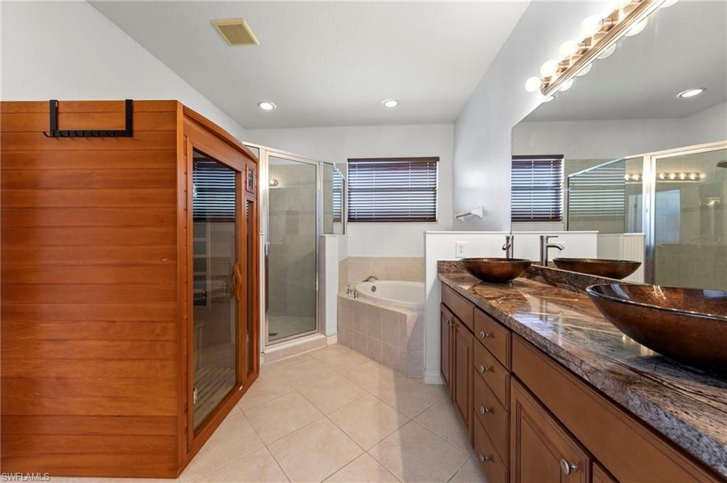 20042 Larino Loop, Estero, FL 33928 Photo
