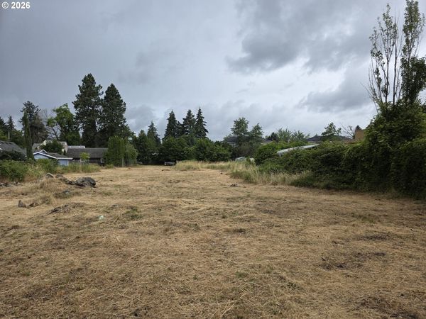 12035 SE Powell BLVD, Portland, OR 97266