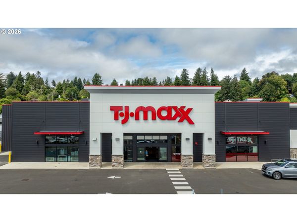 1233 TEAKWOOD AVE, Coos Bay, OR 97420