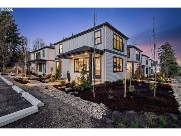 815 3rd ST, Lake Oswego, OR 97034