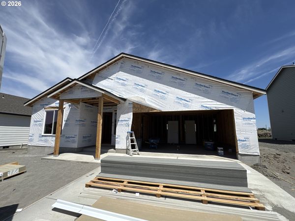 867 E Kinsley AVE, Hermiston, OR 97838