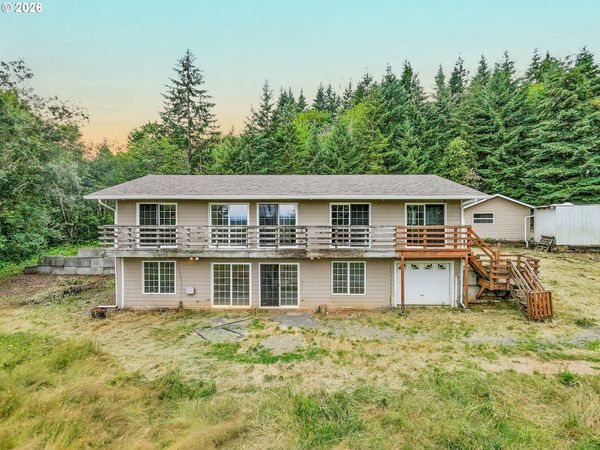 32605 OLD BUNKER HILL RD, St. Helens, OR 97051