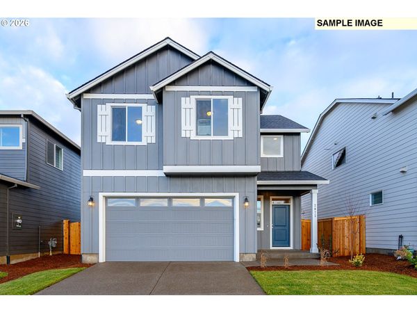 2713 NE Claire RD, Unit 204, Estacada, OR 97023